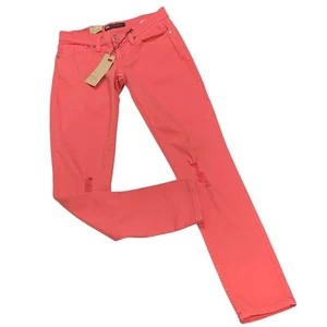 LEVIs 524 Juniors Too Superlow Coral Stretch Frayed Skinny Jeans Size 5 NWT - Picture 1 of 10