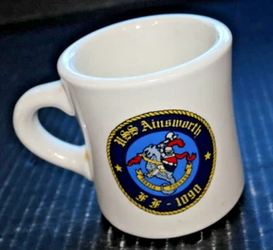 Taza coleccionable USS Ainsworth FF 1090 lema Parata Pugnare Marina de los Estados Unidos - Imagen 1 de 4