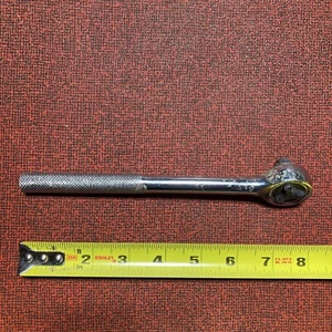 Vintage P.T.  3/8" Drive Ratchet Round Head Socket Wrench W20C - Picture 1 of 8
