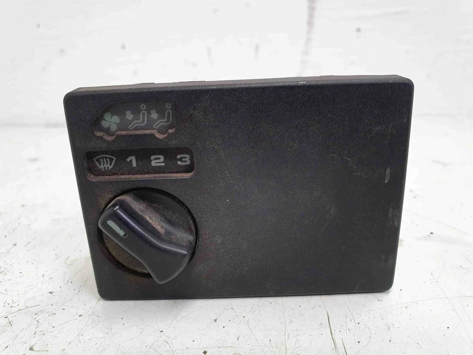 VW MULTIVAN V 7HM, 7HN, 7HF, 7EF, 7EM, 7EN altre unità di controllo 28720293 - Immagine 1 di 4