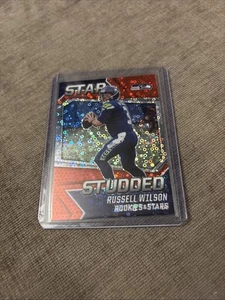 Panini Rookies & Stars 2021 - Star Studded Russell Wilson #SS-16 Red Circles - Imagen 1 de 2