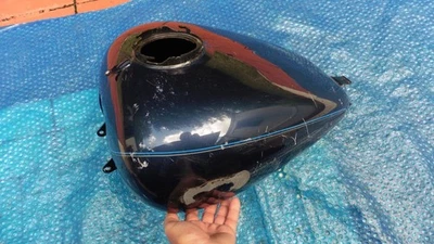 2004 HARLEY DAVIDSON SOFTAIL FAT BOY GAS TANK OEM - Image 1 of 4