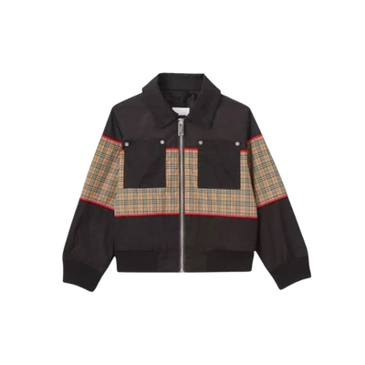 Jaqueta Harrington técnica painel xadrez Burberry preta (crianças) - Imagem 1 de 4
