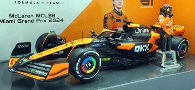 Burago 1/24 Scale Diecast 18-28040 - McLaren MCL38 #18 Miami GP 2024 - Piastri - Image 1 of 4