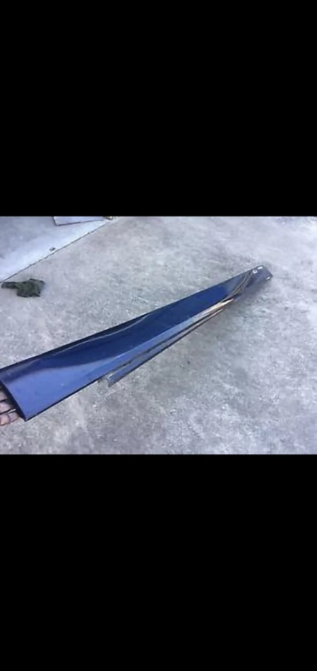 ОРИГИНАЛЬНАЯ МОЛДИНГОВАЯ ПАНЕЛЬ ДЛЯ ПРАВОЙ ПАССАЖИРСКОЙ ЮБКИ BMW E66 750LI 760LI 2006-08  - Изображение 1 из 1