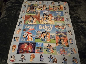 Bluey Fleecedecke Kinder Bettwäsche 60" x 29" guter Zustand Collage von Bildern  - Bild 1 von 7