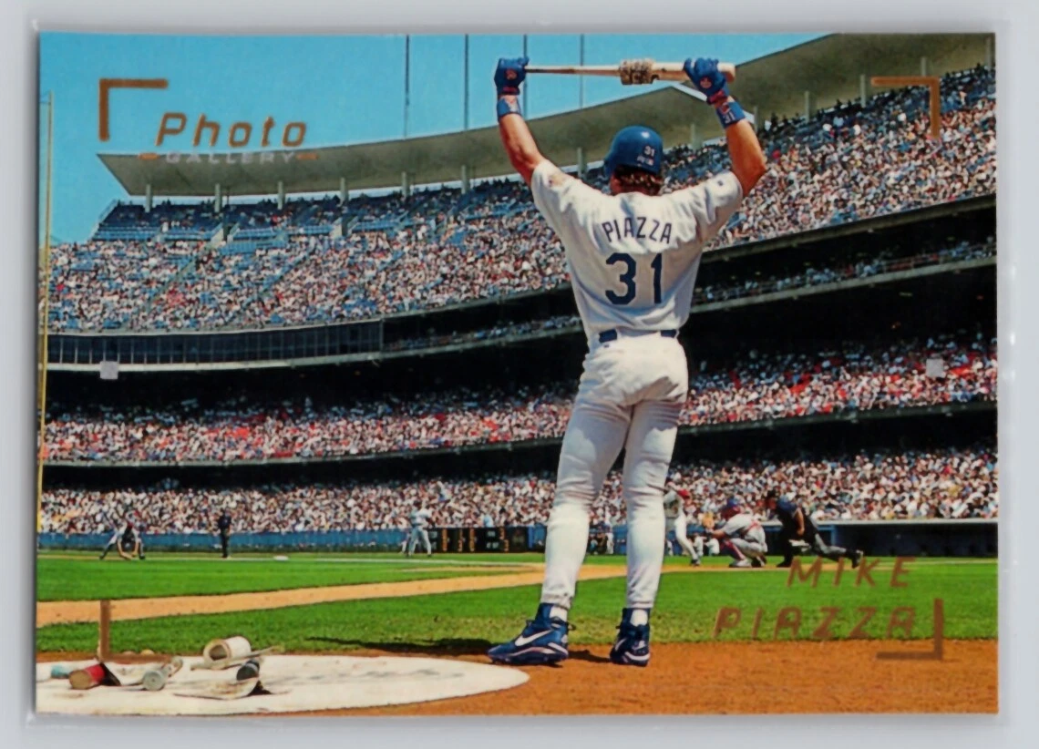 1997 TOPPS GALLERY #PG11 MIKE PIAZZA PHOTO GALLERY LOS ANGELES DODGERS