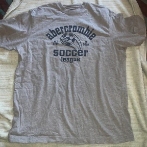 Vintage Abercrombie & Fitch Kids Boys Graphic Soccer T-Shirt Size Large Grey - Picture 1 of 3