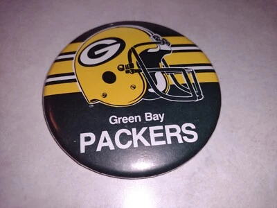 GREEN BAY PACKERS PINBACK BUTTON, GO TEAM GLASS MARKER, FLAG, ORNAMENT & BOW.    - Image 1 of 4