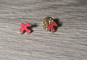 Holy Dove Red Enamel Lapel Pins, Confirmation - Picture 1 of 4