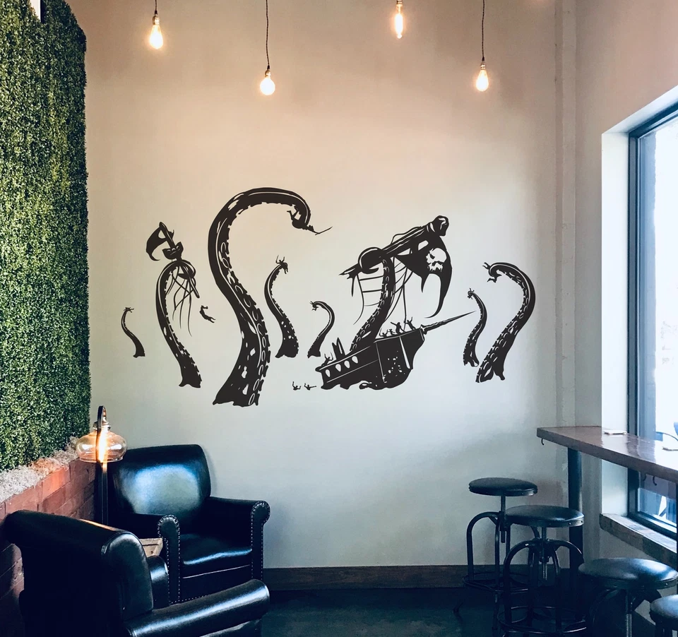 Calcomanía de pared de barcos piratas atacados por Kraken. Decoración temática náutica de playa. Foto 1 de 4