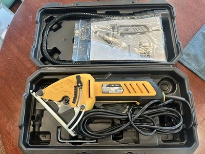 NWOT ROTORAZER RZ120 CORDED-ELECTRIC COMPACT CIRCULAR SAW WITH CASE KP02 - Image 1 of 4
