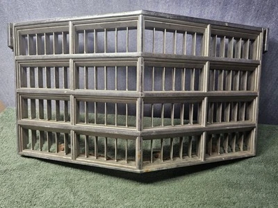 1977, 1978, 1979 OEM Ford Thunderbird grade dianteira usada - Imagem 1 de 4