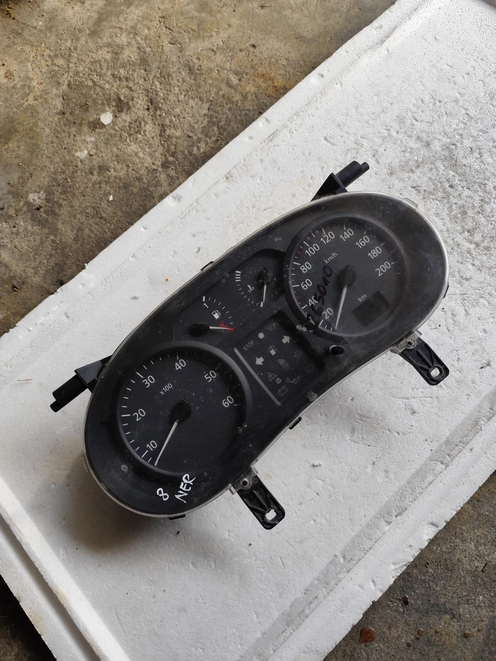 Renault Traffic 2005/instrument cluster/216501761 - Imagem 1 de 4