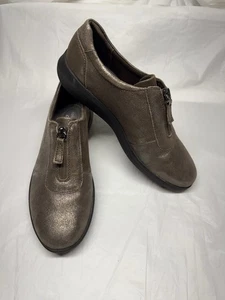 Collection by Clarks Damen Gold Leder Schuhe Top Reißverschluss Größe 8,5M - Bild 1 von 9