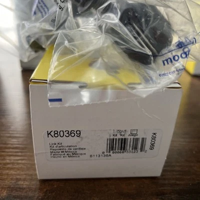 MOOG K80369Rear Sway Bar End Link fits 02-06 Honda CR-V - Image 1 of 3