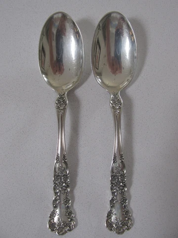 Vintage Gorham Sterling Silver Teaspoon "Buttercup Pattern" (5 3/4", 26 Grams) Cover