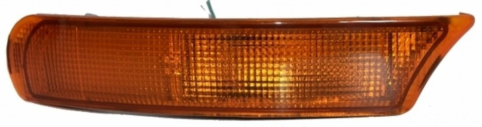 Indicatore Paraurti Anteriore Per Subaru Impreza - Immagine 1 di 1