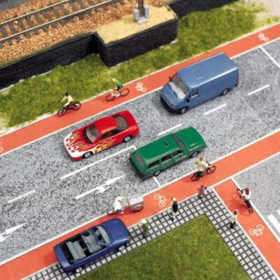 Busch 7082 HO/OO Gauge Self Adhesive Cycle Path - Image 1 of 2
