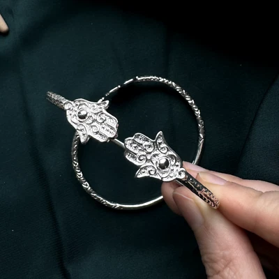 Brazalete brazalete Hamsa de plata de ley maciza .925, brazalete de mano de Dios Foto 1 de 3