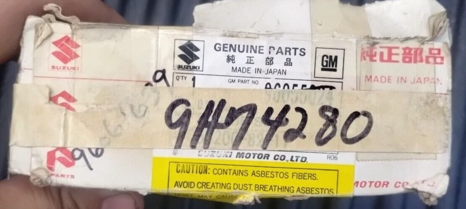 Conjunto de sapatas de freio traseiro NOS Suzuki GM 96055024 96061639 1985-88 Forsa Sprint Firefly - Imagem 1 de 4