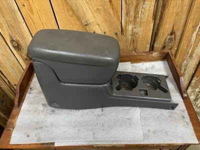 1995 - 2004 年丰田塔科马中心控制台扶手双杯架灰色原始设备制造商 — 第 1/4 张图片