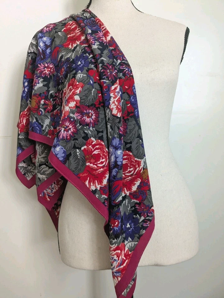 Bufanda vintage de gasa de seda floral multicolor Albert Nipon 33x34" Foto 1 de 4