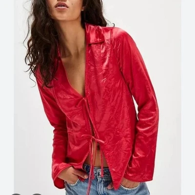 Top Free People Star Eyes Arrugado Satinado Mujer Mediano Retro Rojo Corbata Frontal Boho Foto 1 de 4