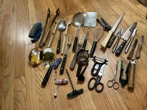 Lote de utensilios de cocina mixtos cuchillo para picar prensa de ajo tijeras cucharas 20 + piezas - Imagen 1 de 18