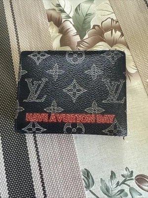 Мужской бумажник Louis Vuitton - Изображение 1 из 4