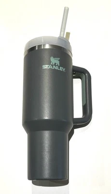 Taza Vaso Stanley 40oz Gris Acero Inoxidable Taza de Viaje Mango Tapa Aislada Foto 1 de 4
