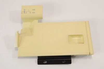 Pfaff Hobbylock 796 Door Cover Latch Replacement Part - Image 1 of 2