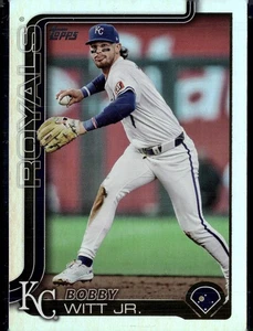 2025 Topps #100 Bobby Witt Jr. Green Holo Foil #/99 - Picture 1 of 2