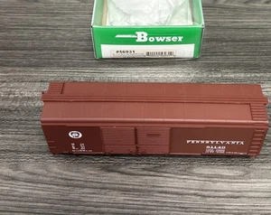 Bowser HO Scale RTR #56931 40’ X-31 Box Car Inset Roof Pennsylvania #81146 NIB - Picture 1 of 3