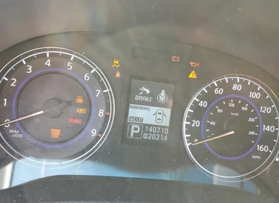 G37 2010 OE velocímetro calibre clúster 140 k millas Infiniti Foto 1 de 4
