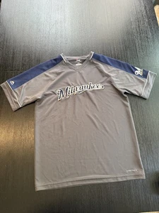 Men’s Milwaukee Brewers Large Majestic Cool Base V Neck Charcoal  - Picture 1 of 9