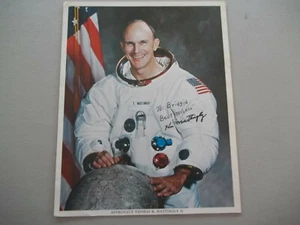 Thomas Mattingly 8x10 handsigniertes (autopen) Apollo 16 Foto - Bild 1 von 1