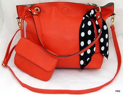 PERLINA Nueva York Rojo Bandolera Cartera Bolso de Mano Bufanda y Muñequera Nuevo Foto 1 de 4