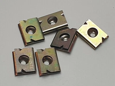 FORD CAPRI REAR WINDOW D TRIM CLIPS MK1 MK2 MK3 2.8 280 3.0S 2.0S GXL RS3100 1.6 - Image 1 of 4