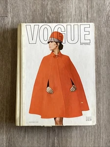 1969 Vogue Patterns November Catalog Store Counter Book Couturier Paris Original - Bild 1 von 23