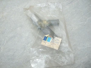 GENUINE PEUGEOT 204 304 COUPE CABRIOLET XL3 XL3S CONNECTOR WATER PIPE - Picture 1 of 2
