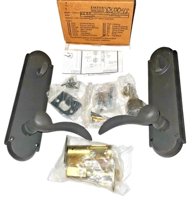 Juego de palancas EMTEK 7670 Durango de un solo cilindro LH entrada con llave enchapada en bronce plano negro Foto 1 de 4