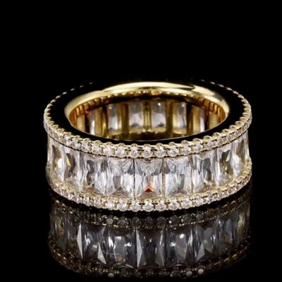 Anillo de eternidad enchapado en oro de 18k hecho con banda de aniversario de piedra de cristal de Swarovski Foto 1 de 4