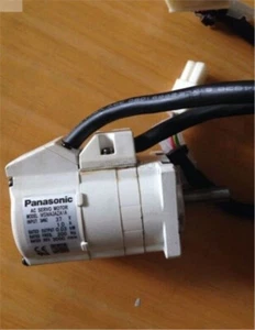 Motor Panasonic MSMA3AZA1A ce~ usado 1 pieza - Imagen 1 de 2