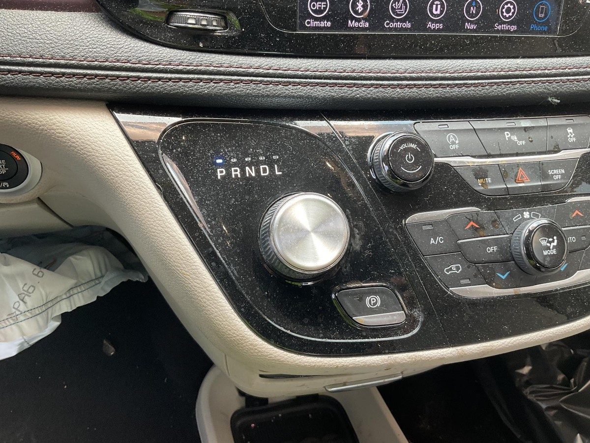 Chrysler Pacifica Shifter