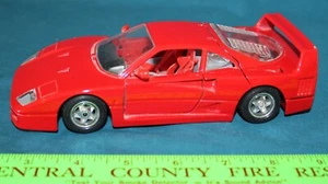 BURAGO Red Ferrari F-40 Supercar 1987 1/24 scale diecast - Picture 1 of 8