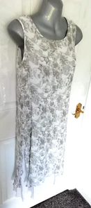 Saloos Size 14 Grey White Leaf Floral Crinkle Double Layered Lagenlook Dress - Picture 1 of 11
