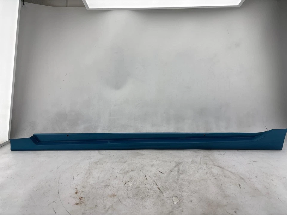 Panel de cubierta moldeada basculante lateral izquierdo Toyota Prius Prime 2017-2022 OEM Foto 1 de 4