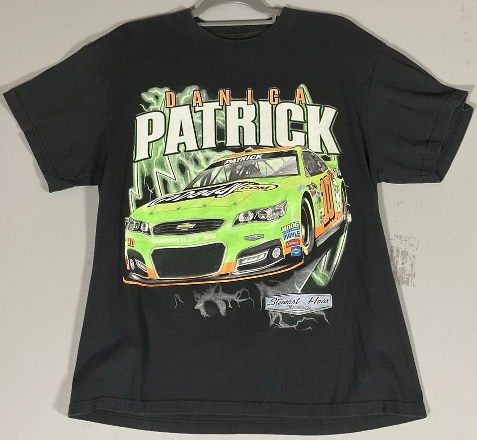 Camiseta Danica Patrick NASCAR tamanho G GoDaddy #10 Stewart Haas Racing Chevy SS - Imagem 1 de 4