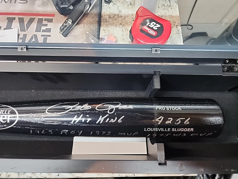 Pete Rose Signed Louisville Slugger Bat Mult. Inscriptions JSA Includes Case - Image 1 of 4